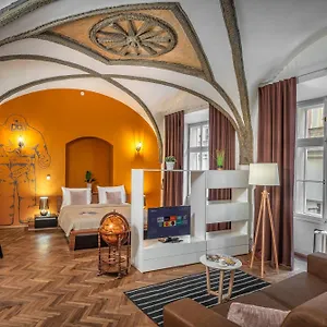 7 Tales Apartments By Adrez Apartment Prag